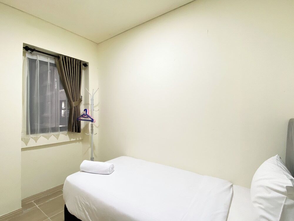 Сибату: Cozy Living And Strategic 2Br At Meikarta Apartment