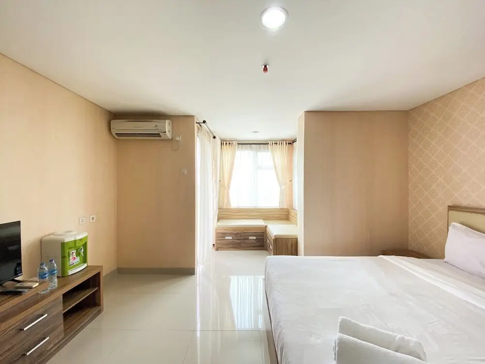 Чикаранг: Homey And Simply Studio The Enviro Apartment