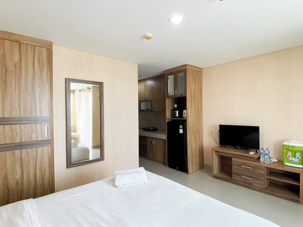 Чикаранг: Homey And Simply Studio The Enviro Apartment