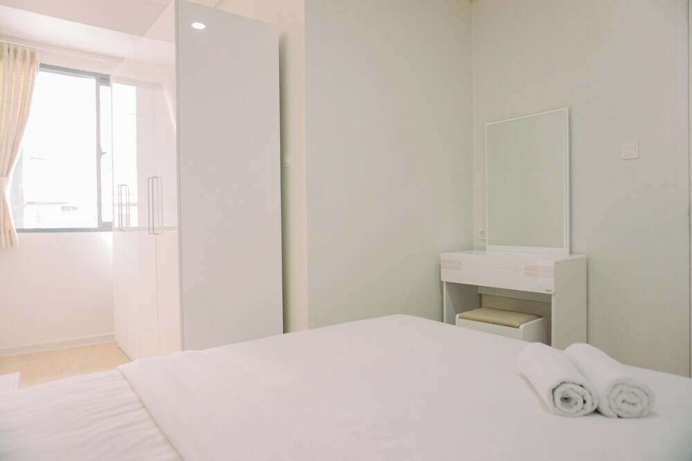 Джакарта: Comfort 1Br With Working Room At Daan Mogot City Apartment