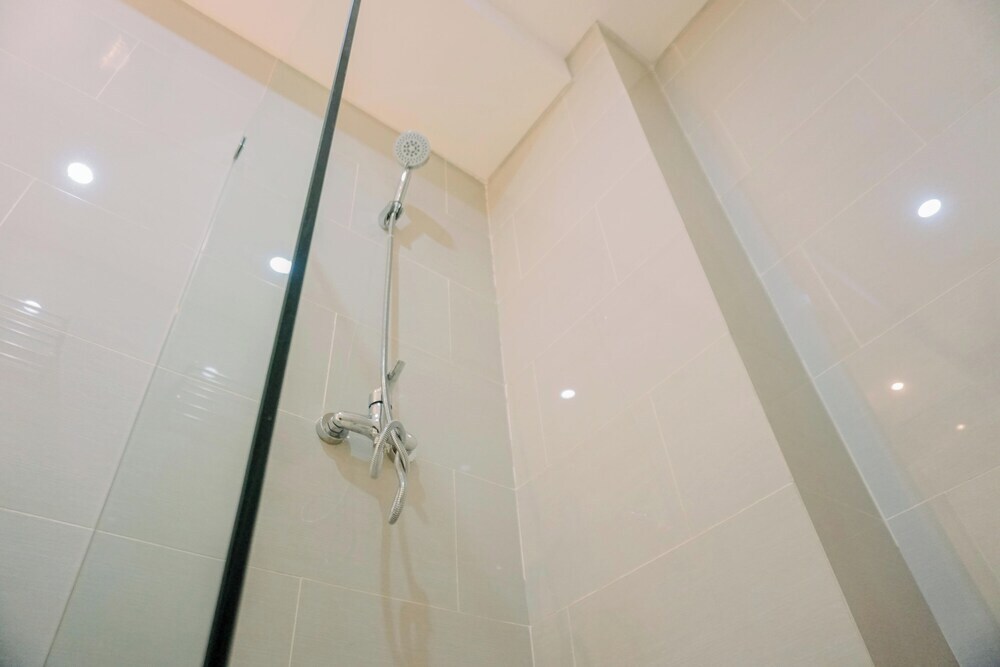 Джакарта: Comfort 1Br With Working Room At Daan Mogot City Apartment