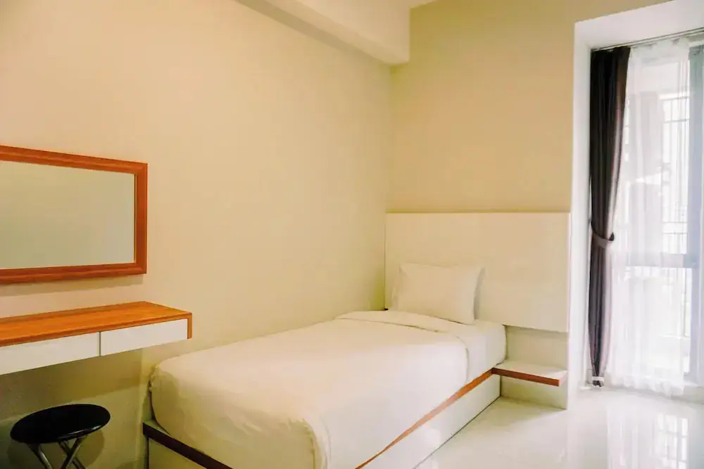 Джакарта: Homey And Modern 2Br At The Mansion Kemayoran Apartment