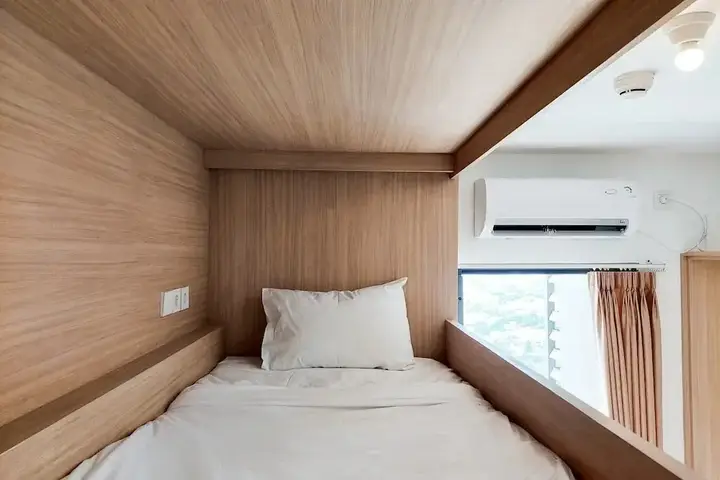 Legok: Simple And Homey Studio At Sky House Bsd Apartment