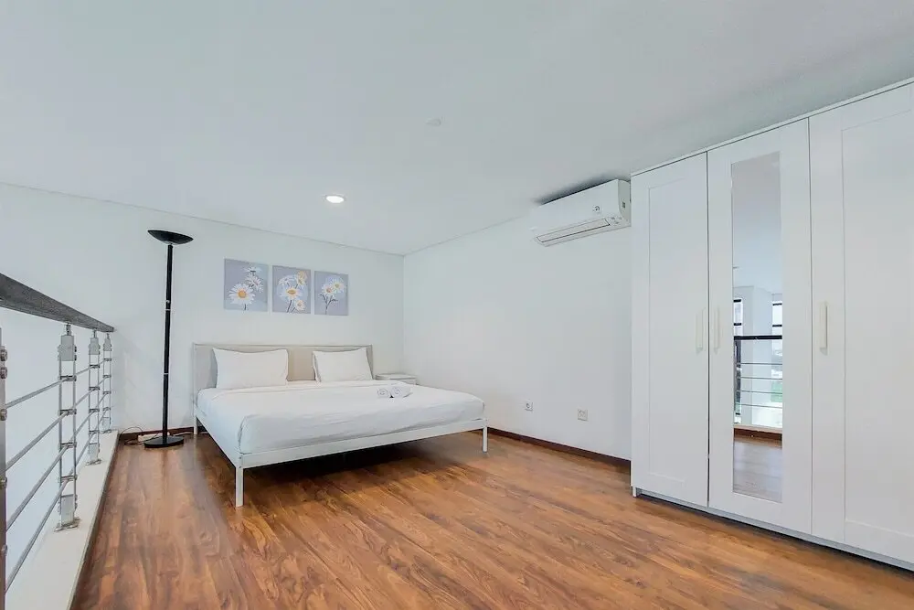 Южный Тангеранг: Nice And Fancy Studio Loft At Brooklyn Alam Sutera Apartment
