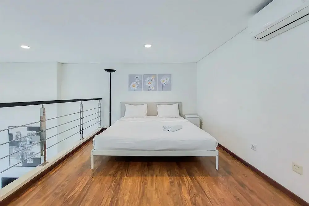 Южный Тангеранг: Nice And Fancy Studio Loft At Brooklyn Alam Sutera Apartment