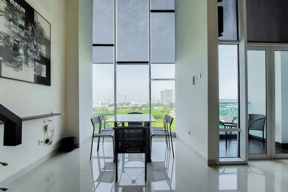 Южный Тангеранг: Nice And Fancy Studio Loft At Brooklyn Alam Sutera Apartment