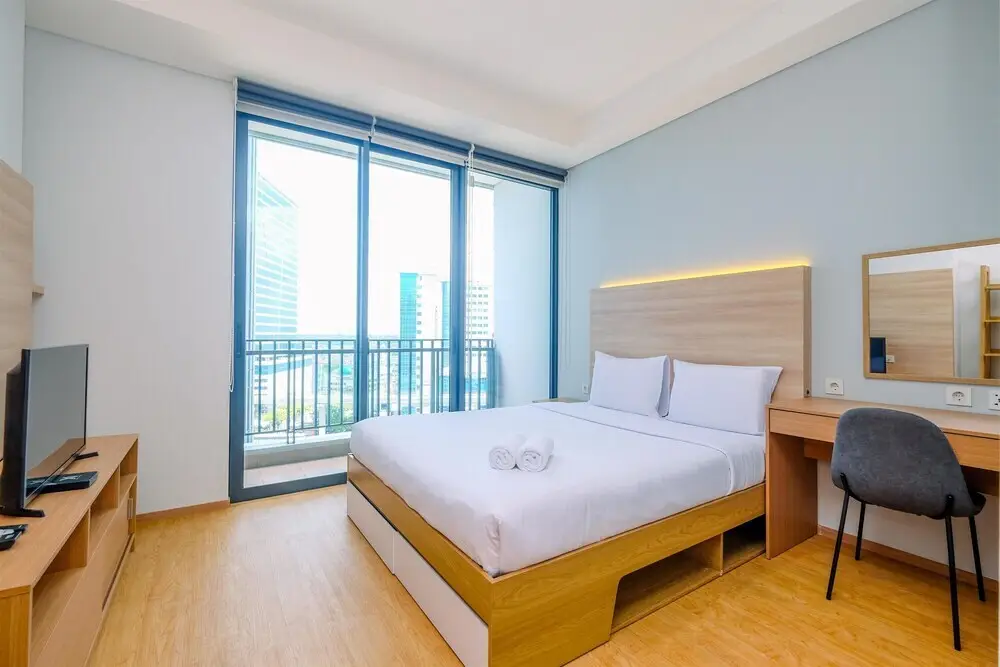 Джакарта: Modern and New 1BR across LRT Station Samara Suites Apartment