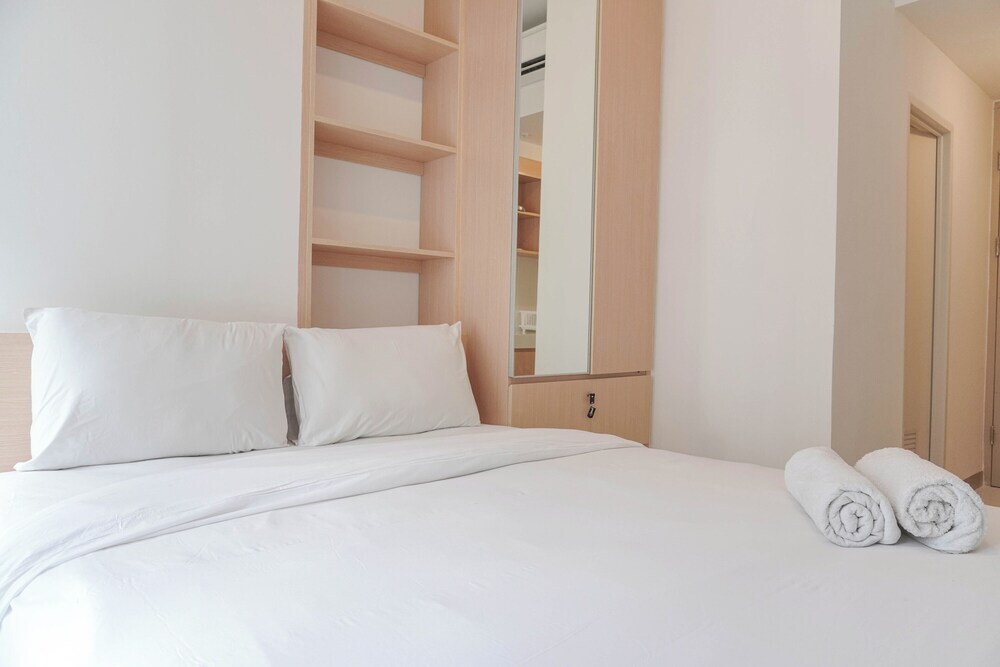 Южный Тангеранг: Good Deal And Homey Studio Tokyo Riverside Pik 2 Apartment