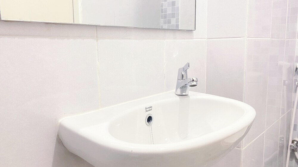 Южный Тангеранг: Good Deal And Homey Studio Tokyo Riverside Pik 2 Apartment