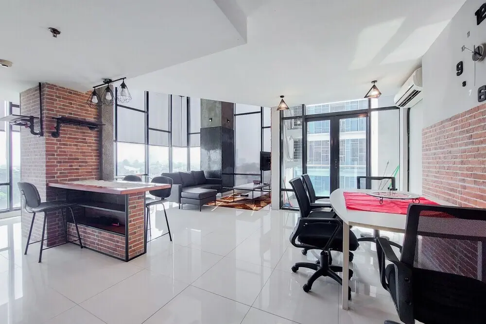 Южный Тангеранг: Spacious 2Br Loft At Brooklyn Alam Sutera Apartment