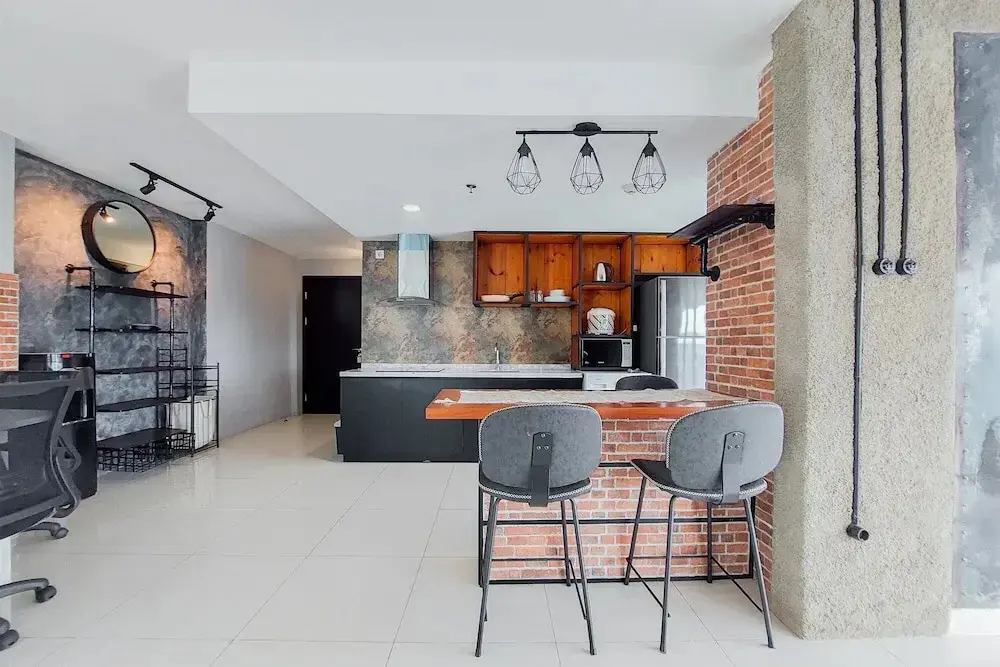 Южный Тангеранг: Spacious 2Br Loft At Brooklyn Alam Sutera Apartment