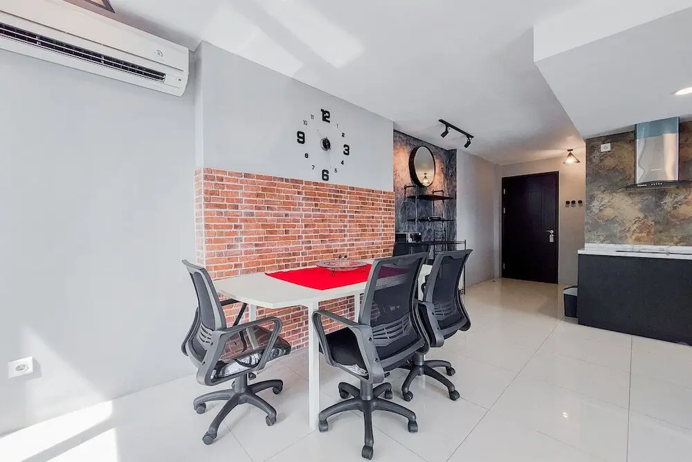 Южный Тангеранг: Spacious 2Br Loft At Brooklyn Alam Sutera Apartment