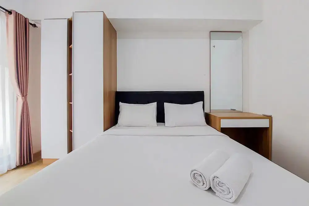 Legok: Best Modern And Homey 2Br Apartment At M-Town Residence