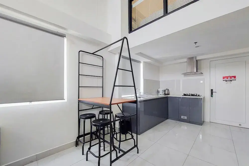 Южный Тангеранг: Spacious And Elegant 3Br Loft At Kingland Avenue Apartment