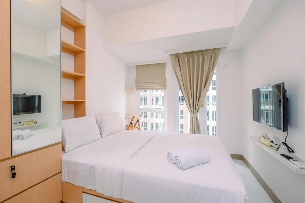 Южный Тангеранг: Homey And Simply Look Studio Tokyo Riverside Pik 2 Apartment