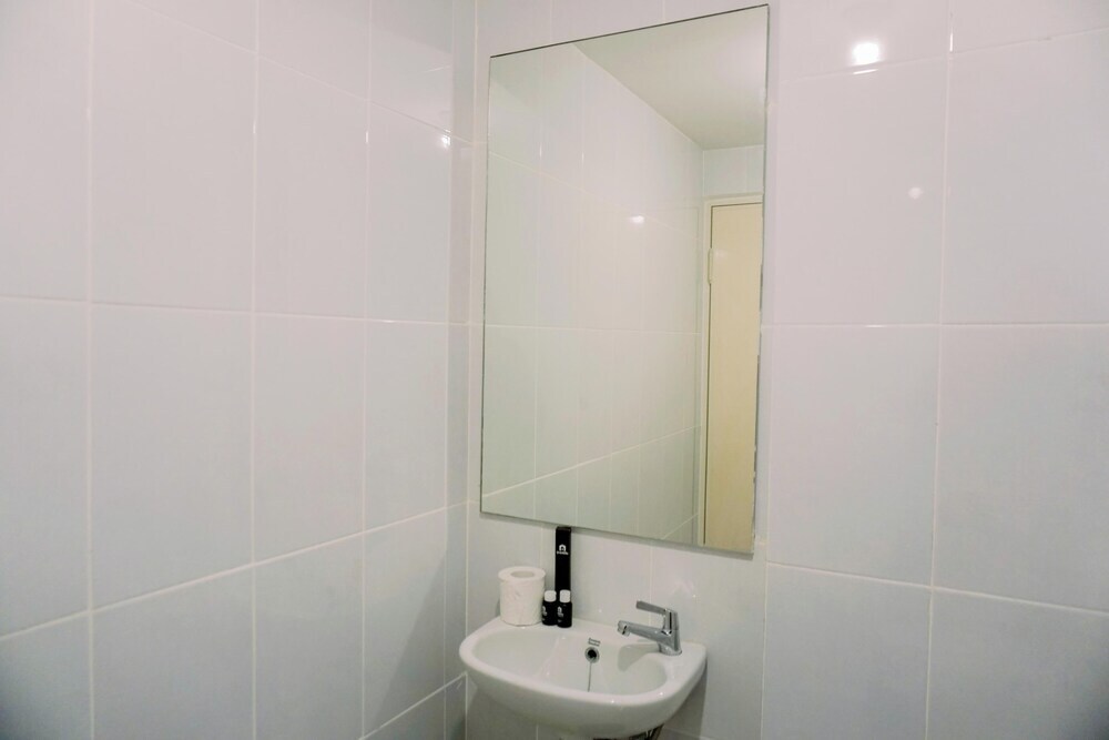 Южный Тангеранг: 2Br Furnished With Pool View At Tokyo Riverside Pik 2 Apartment
