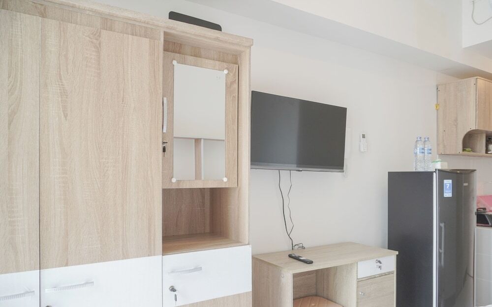 Южный Тангеранг: Modern Look And Restful Studio At Tokyo Riverside Apartment Pik 2