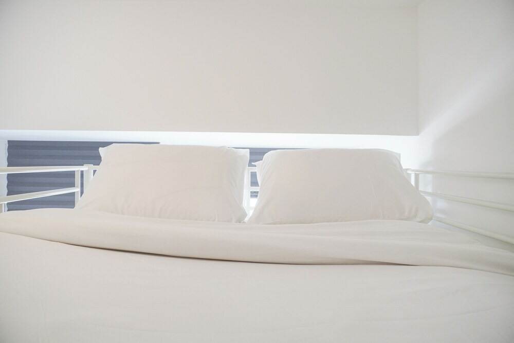 Южный Тангеранг: Simply Look And Homey Studio Tokyo Riverside Pik 2 Apartment
