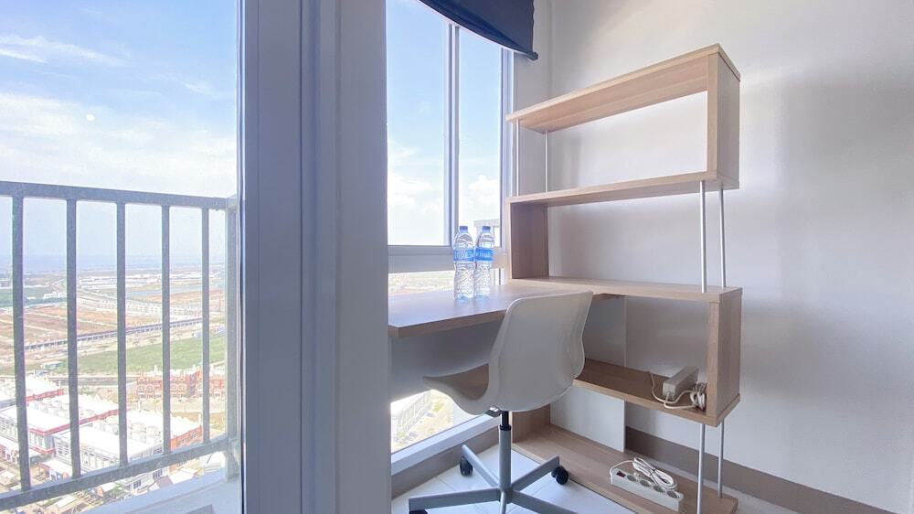 Южный Тангеранг: Simply Look And Homey Studio Tokyo Riverside Pik 2 Apartment