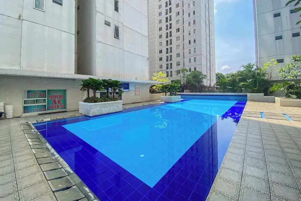 Джакарта: Full Furnished And Homey 2Br Bassura City Apartment Near Mall