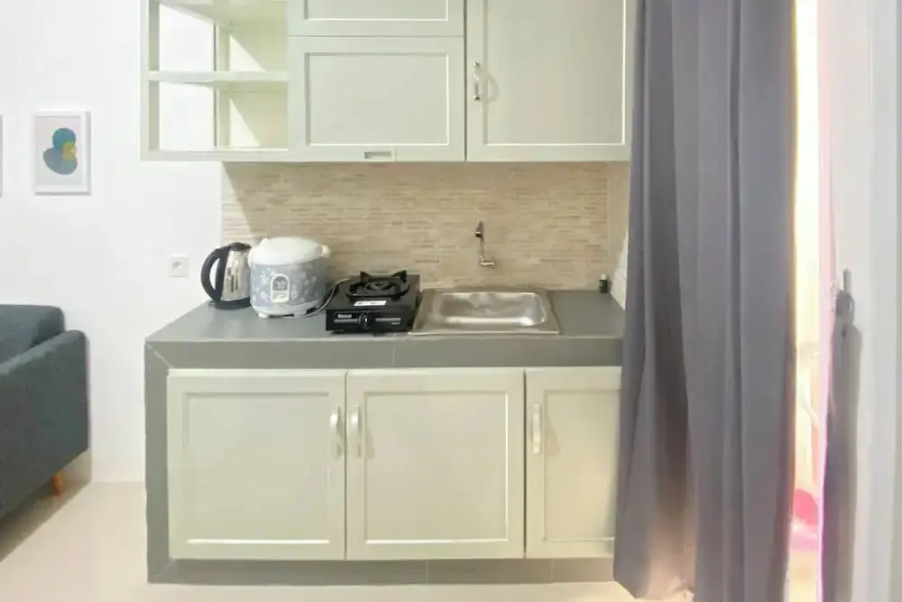 Джакарта: Full Furnished And Homey 2Br Bassura City Apartment Near Mall