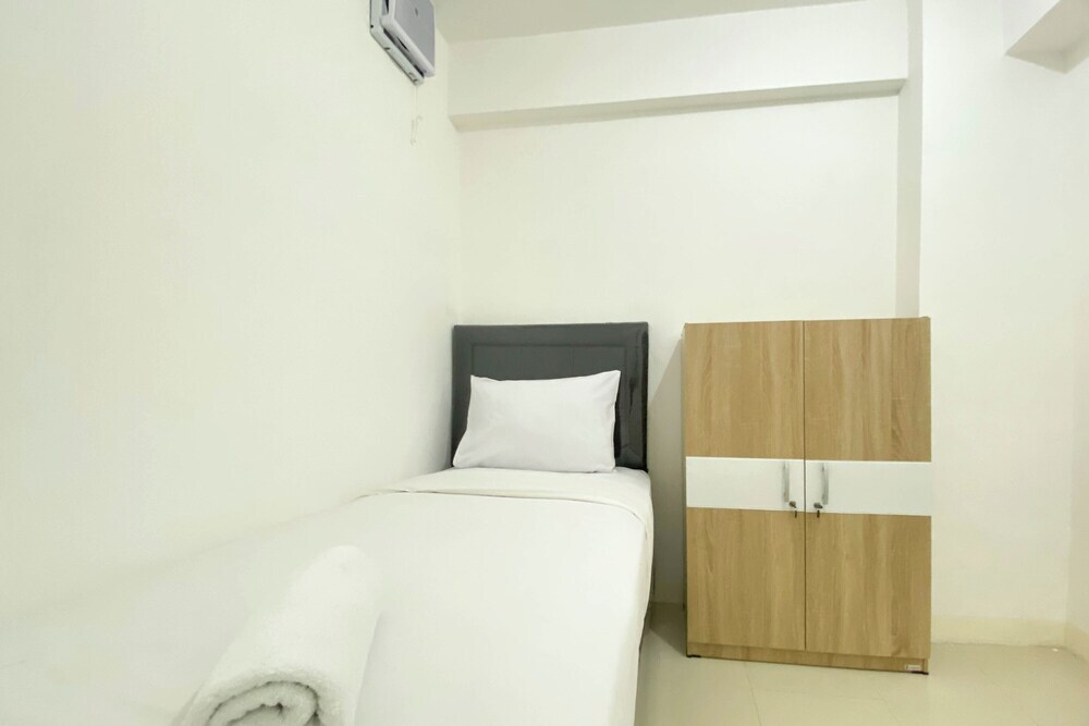Джакарта: Comfort Living And Strategic 2Br At Bassura City Apartment