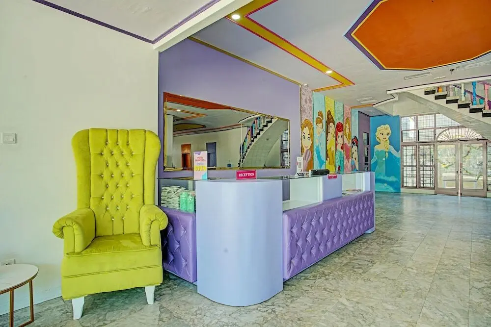 Паданг: Capital O 92555 Hotel Princessa Syariah