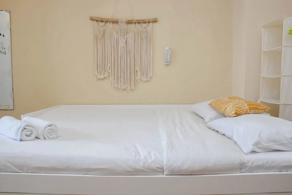 Джакарта: Nice And Warm Studio At Green Pramuka City Apartment