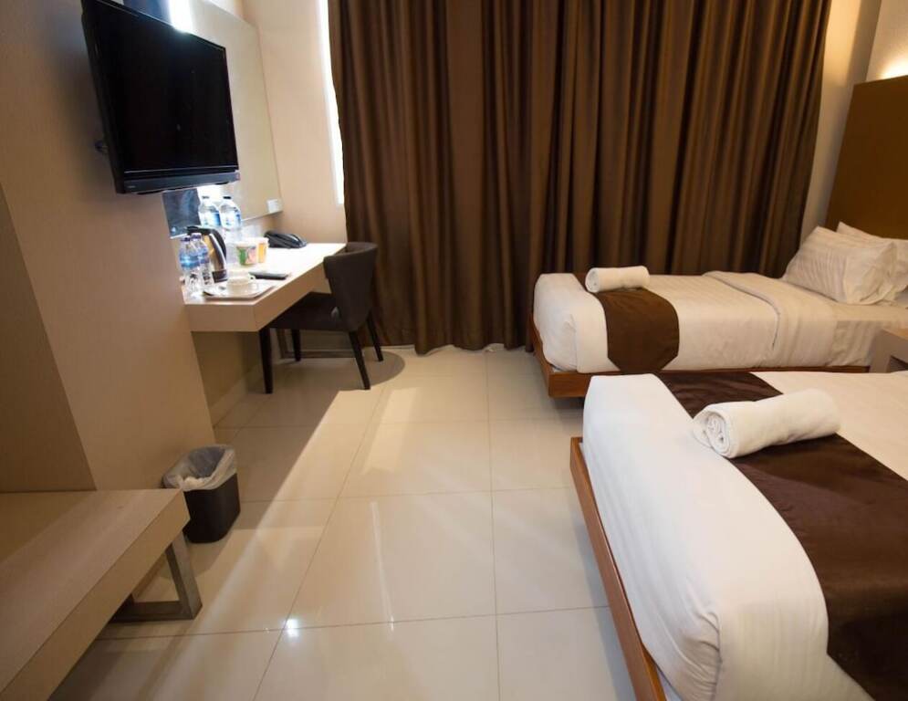Батам: Sky Inn Express Hotel