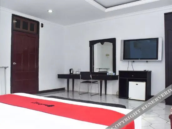 Амбон: Tirta Kencana Hotel & Cottage
