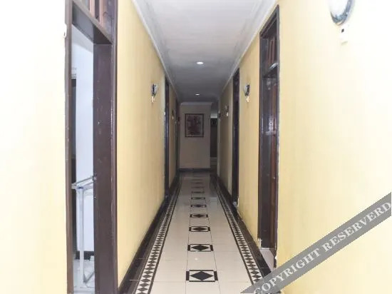 Амбон: Tirta Kencana Hotel & Cottage