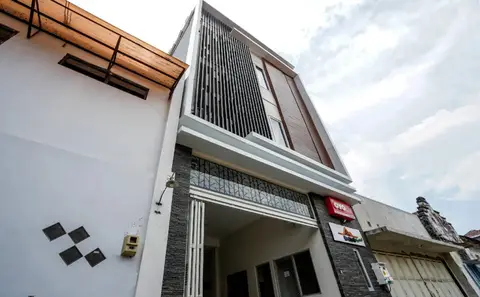 Graha 8 Syariah By OYO Rooms — фото 1
