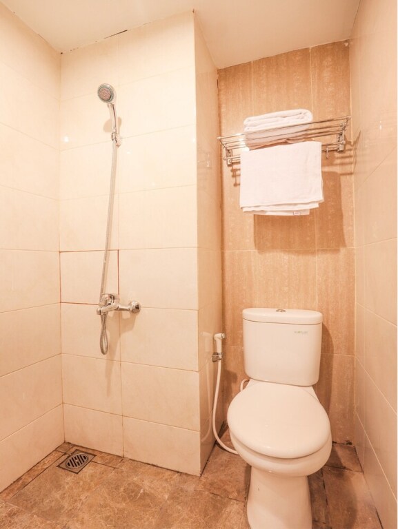 Бекаси: OYO Flagship 755 Appartel Grand Dhika City