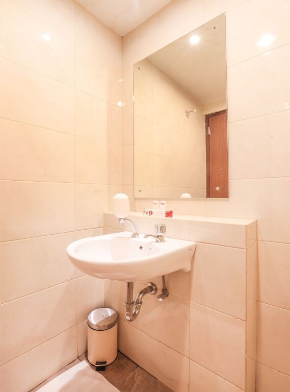 Бекаси: OYO Flagship 755 Appartel Grand Dhika City