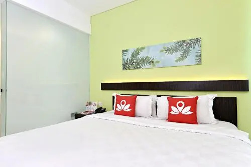 Джакарта: V Hotel by ZEN Rooms