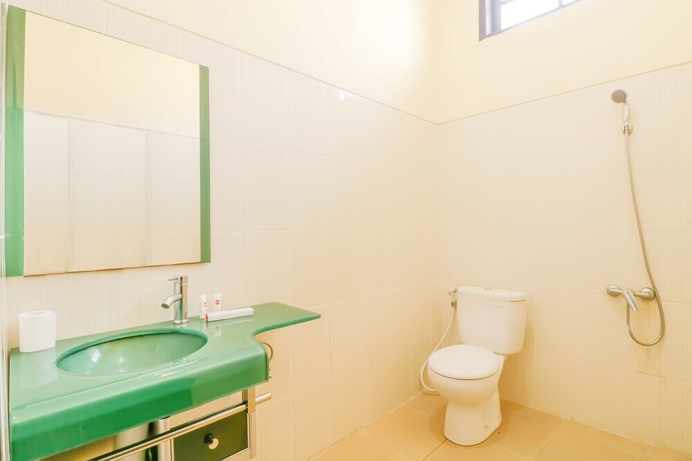 Денпасар: Marina Suite Apartment Bali by OYO Rooms