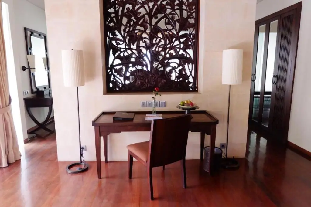 Беноа: The Royal Santrian Luxury Beach Villas