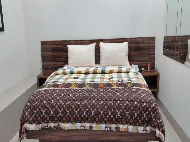 Джакарта: Adriatic Hotel