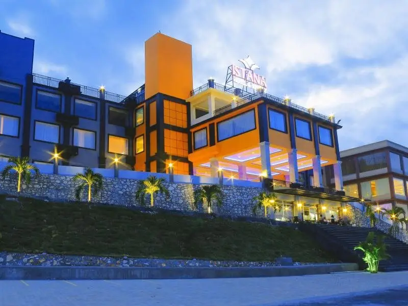 Istana Hotel & Resort — фото 1