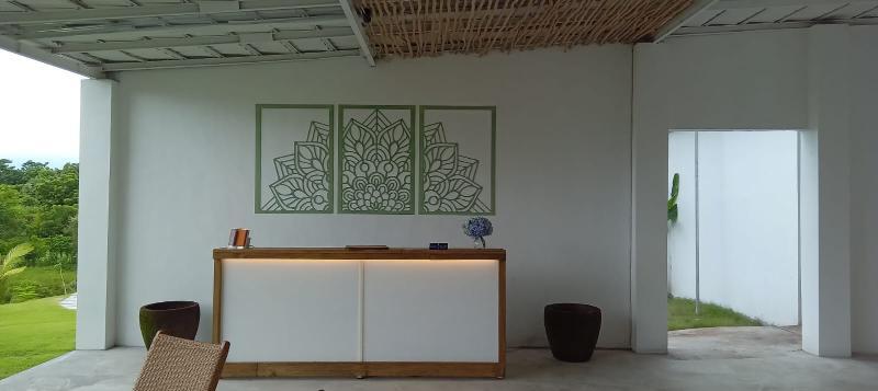 Туламбен: Palm Springs Bali Dive Resorts
