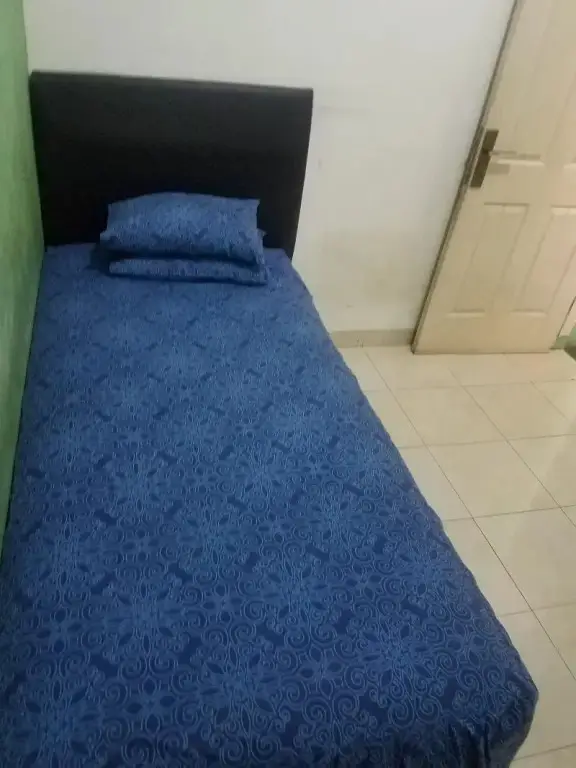 Принсеву: Cendrawasih Syariah Homestay By Zuzu