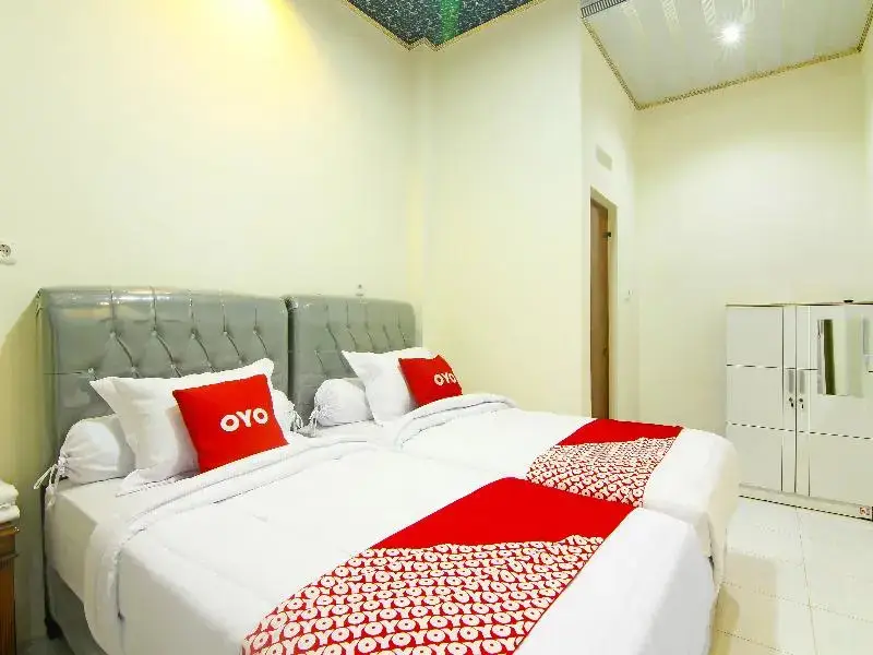 Тегал: Oyo 90978 Khalifi Guesthouse Syariah