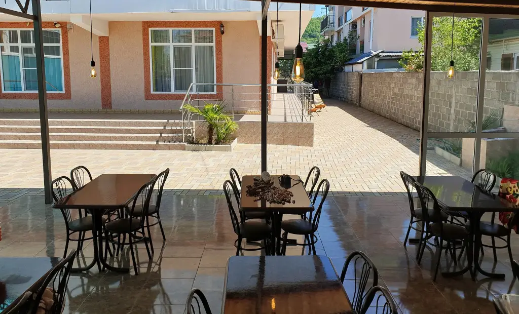 Сочи: Atlantida Guest house