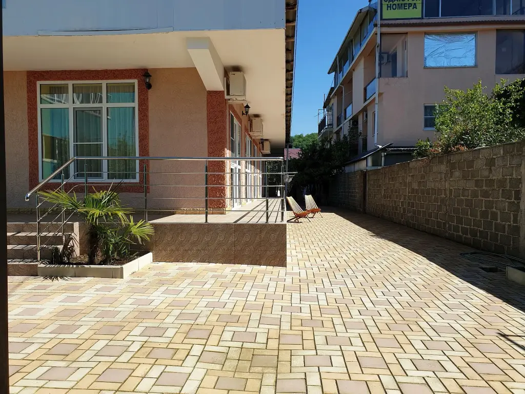 Сочи: Atlantida Guest house