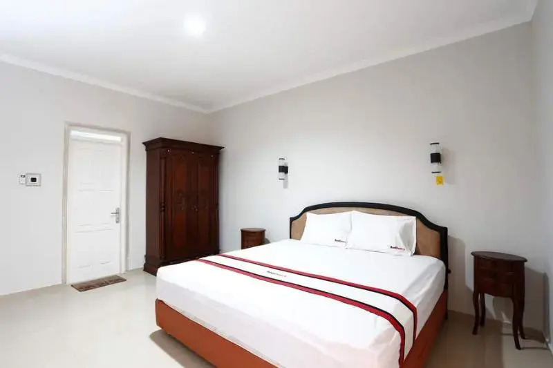 Депок: Reddoorz Plus Near Adisucipto Airport 2