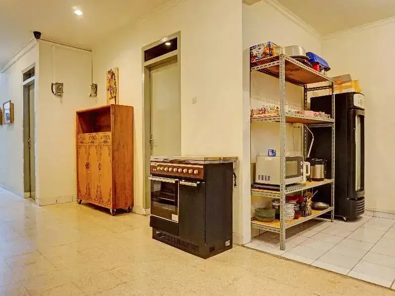 Джакарта: Oyo 91658 Luciââs Hous