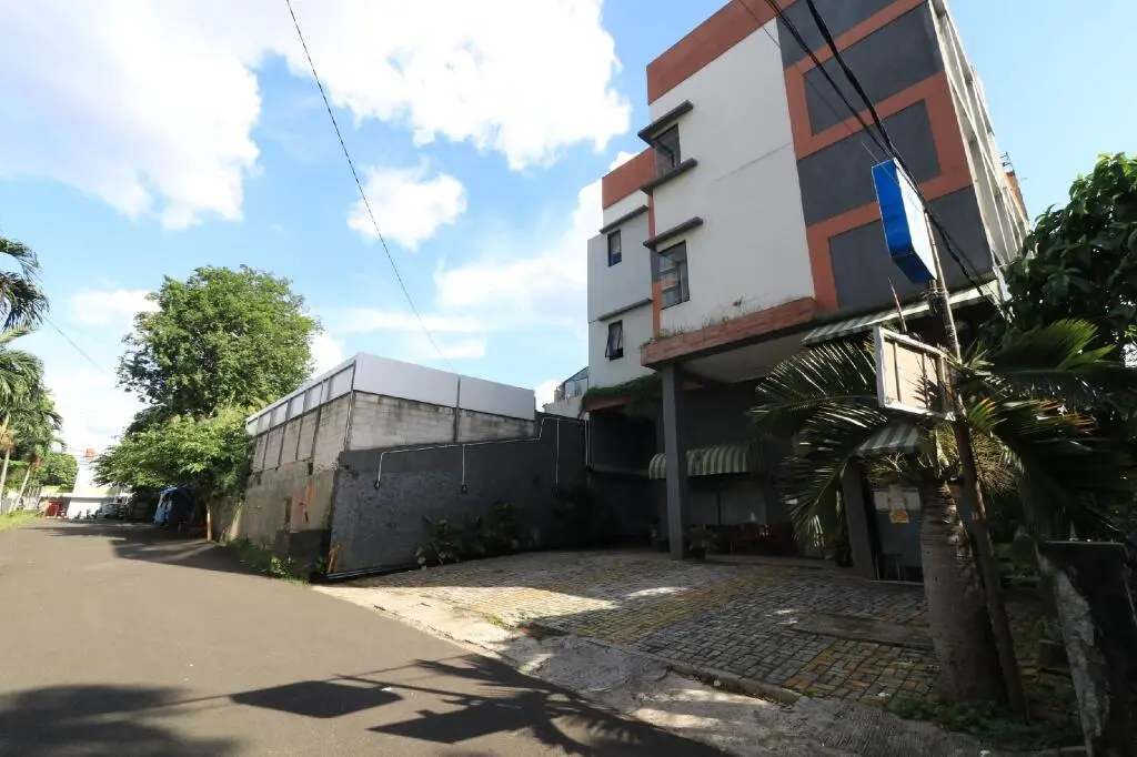 Джакарта: Uptown Residence Syariah Pondok Pinang