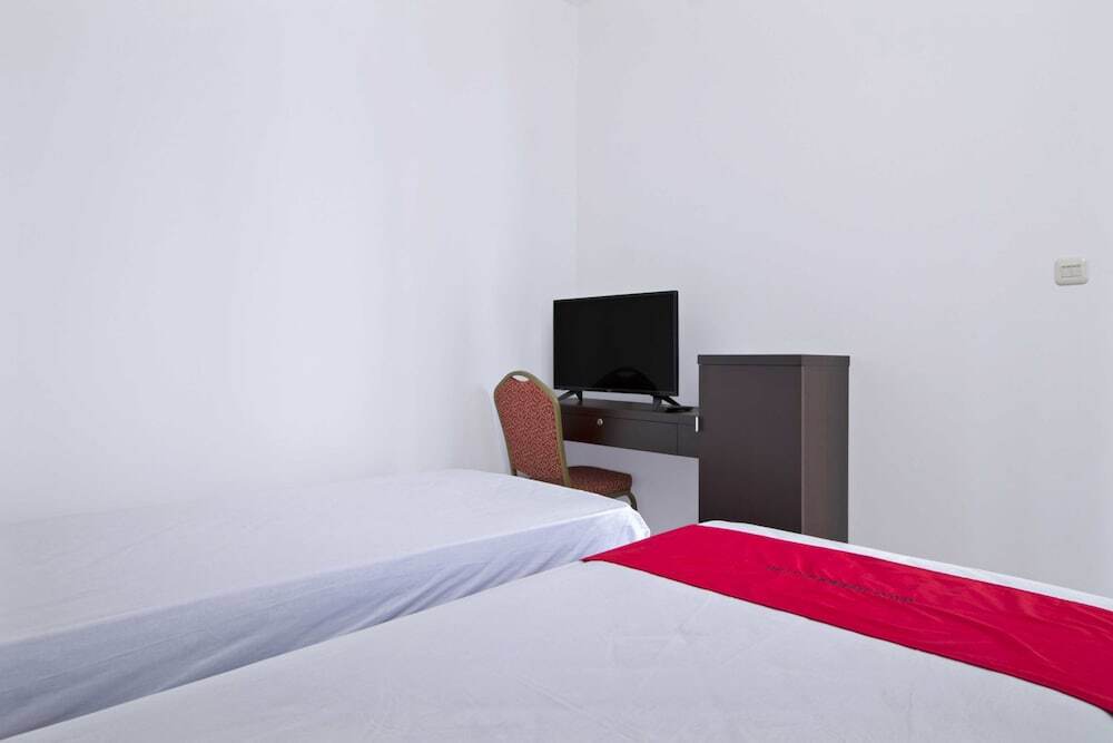 Джакарта: Avalon Thamrin 8 by RedDoorz