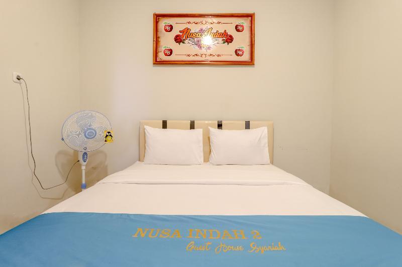 Бату: Guesthouse Nusa Indah Syariah 2 by ZUZU