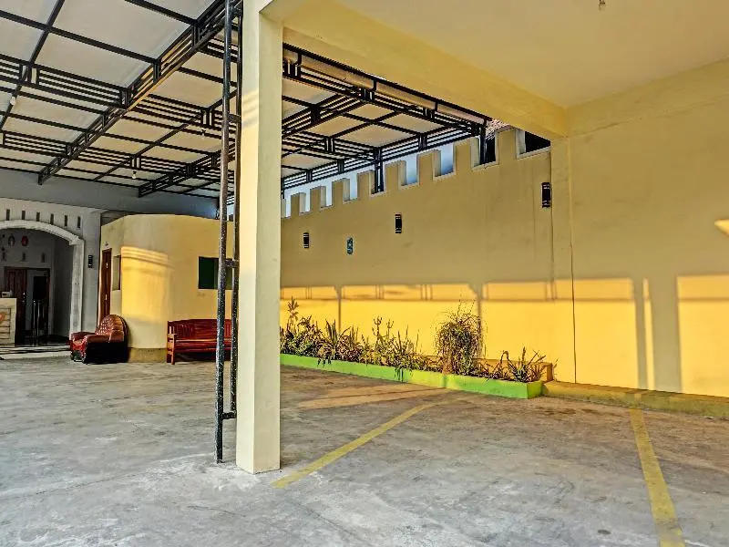 Мадиун: Oyo 91599 Penginapan Mutiara Madiun